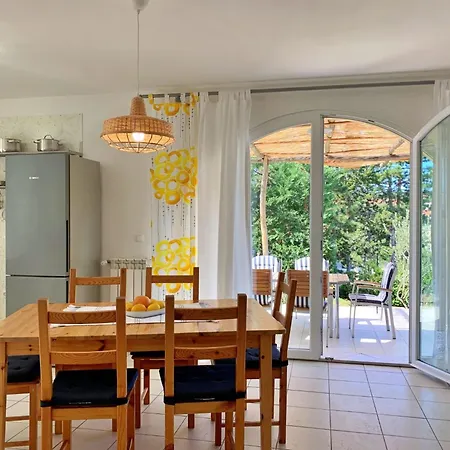 Apartament Savic M By Interhome