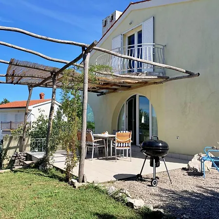 Savic M By Interhome * Silo (Krk)