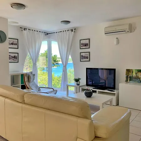 Savic M By Interhome