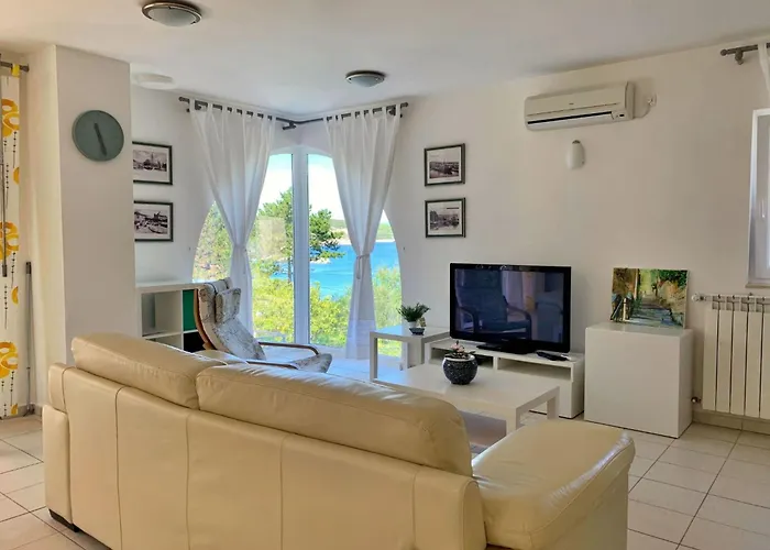 Savic M By Interhome